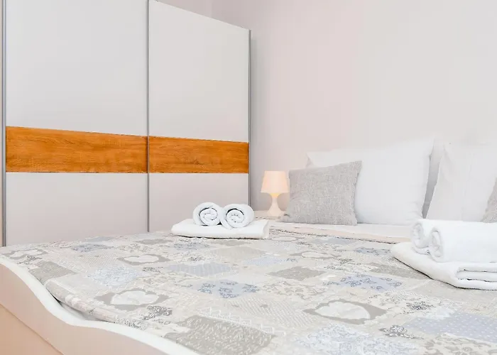 Live Apartment Seget Vranjica